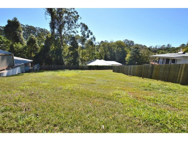 11 Garden Avenue, Palmwoods QLD 4555