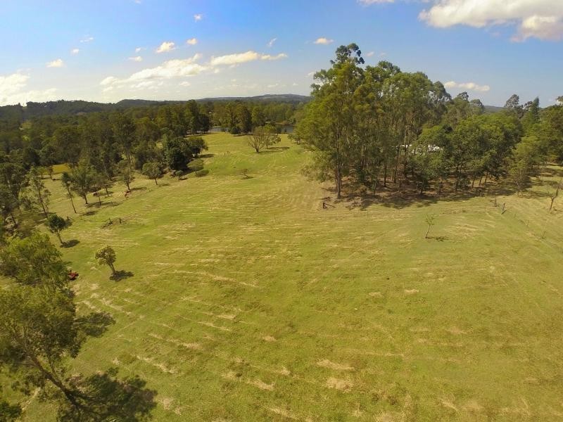 30 MacDonald Road, Palmwoods QLD 4555