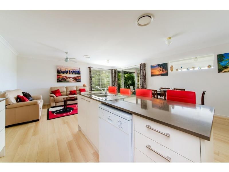 8 Kindal Court, OLD ORCHARD, Palmwoods QLD 4555
