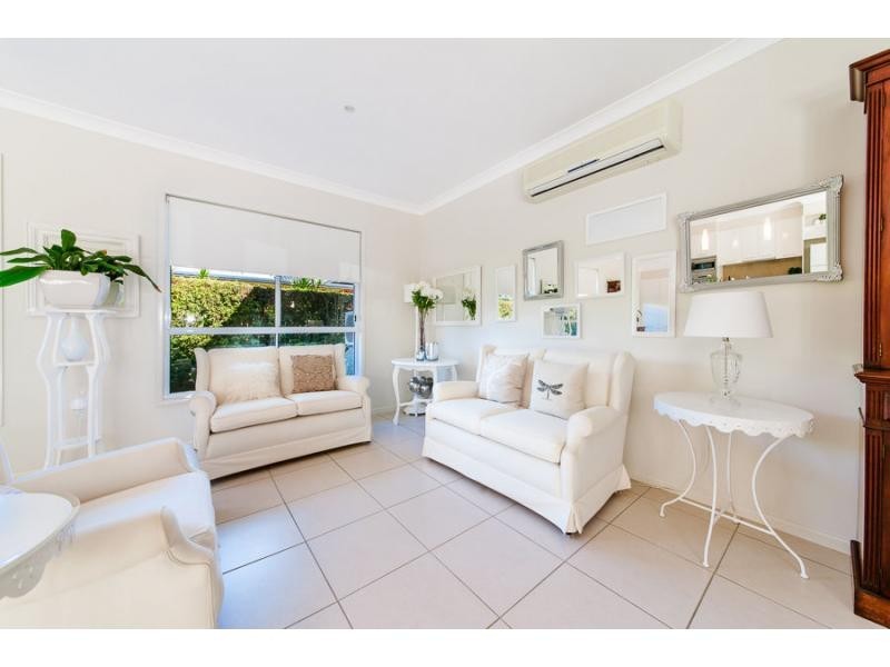 1 Cobb & Co Lane, Palmwoods QLD 4555