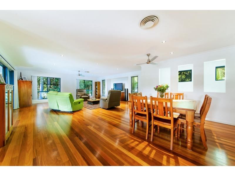25 Yellow Cedar Place, Palmwoods QLD 4555