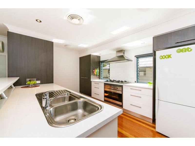 25 Yellow Cedar Place, Palmwoods QLD 4555