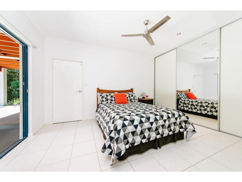 25 Yellow Cedar Place, Palmwoods QLD 4555