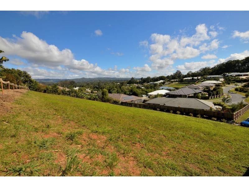 2 Bowers Court, Woombye QLD 4559