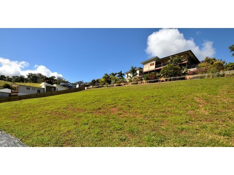 2 Bowers Court, Woombye QLD 4559