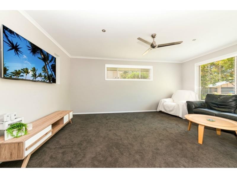 12 Paynters Pocket Avenue, Palmwoods QLD 4555
