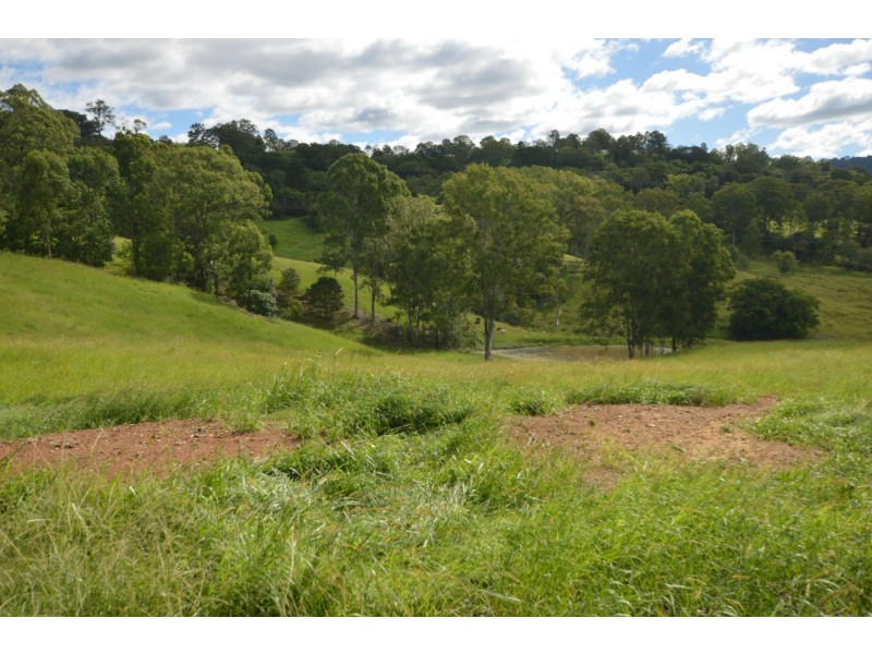 451 HUNCHY Road, Hunchy QLD 4555