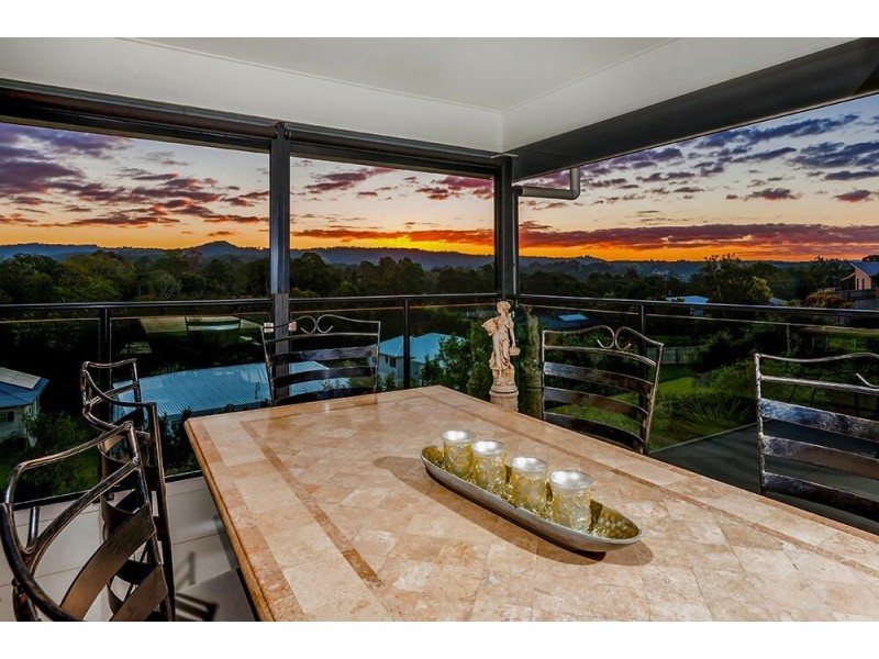 12 Longview Place, Woombye QLD 4559