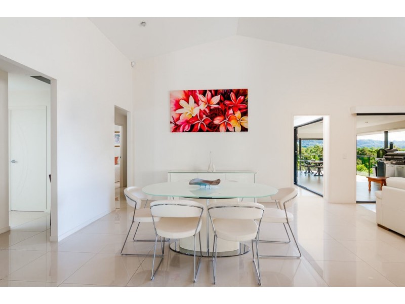 12 Longview Place, Woombye QLD 4559