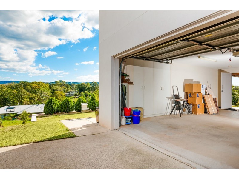 12 Longview Place, Woombye QLD 4559