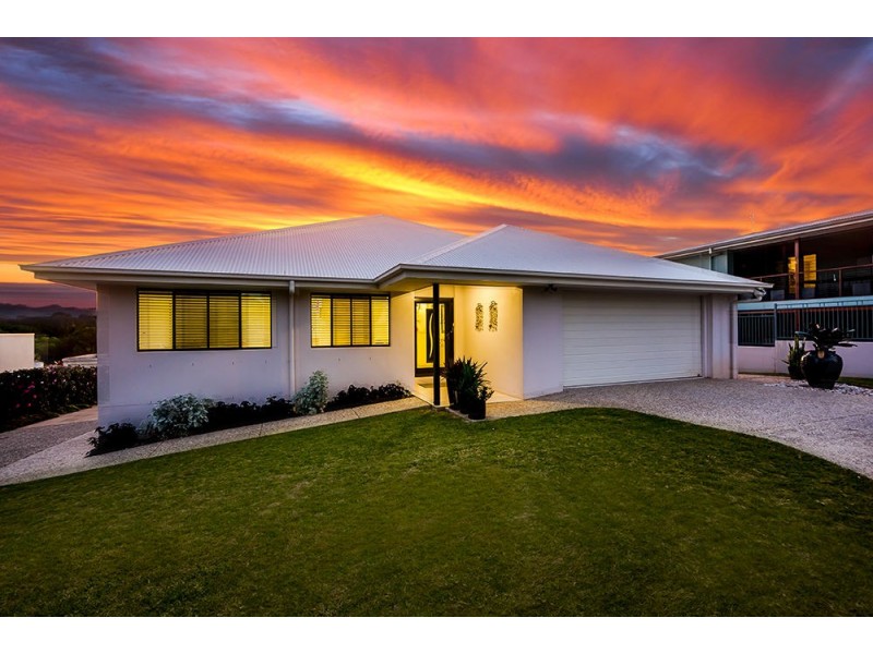 12 Longview Place, Woombye QLD 4559