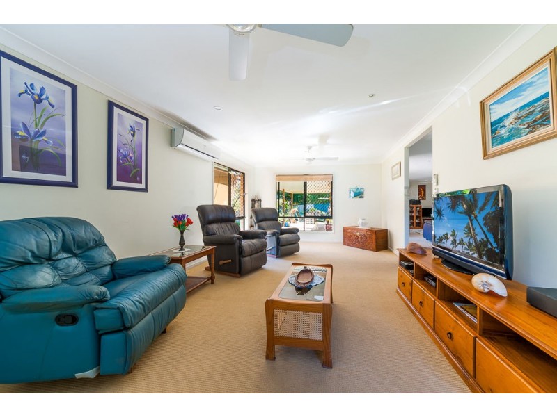 5 Rainbow Court, Woombye QLD 4559