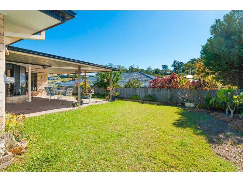 5 Rainbow Court, Woombye QLD 4559