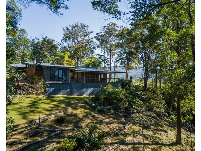 152 Citrus Road, Landers Shoot QLD 4555