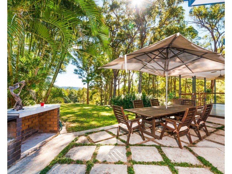 152 Citrus Road, Landers Shoot QLD 4555