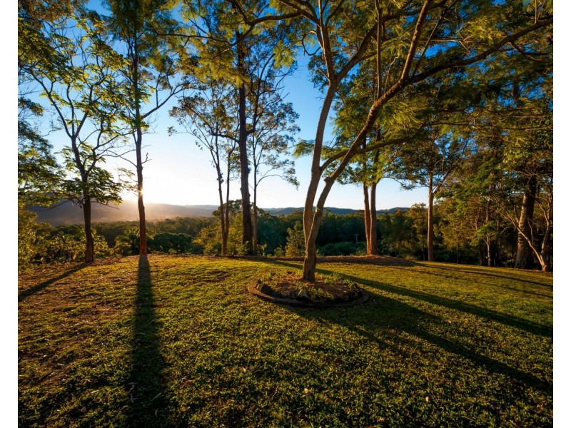 152 Citrus Road, Landers Shoot QLD 4555