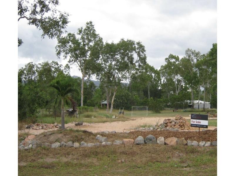 7 Doriemus Court, Kelso QLD 4815