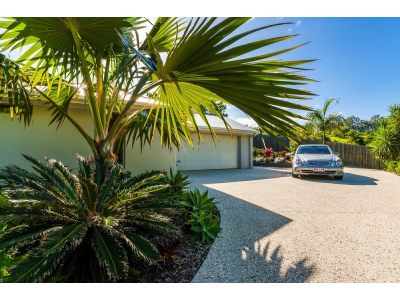 14 Plantation Rise Dr, Woombye QLD 4559