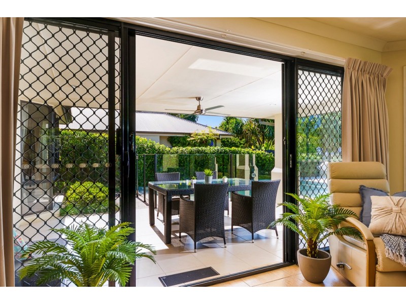 3 Veerings Cres, Twin Waters QLD 4564