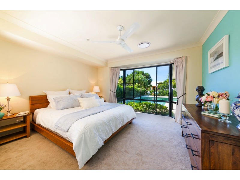 3 Veerings Cres, Twin Waters QLD 4564