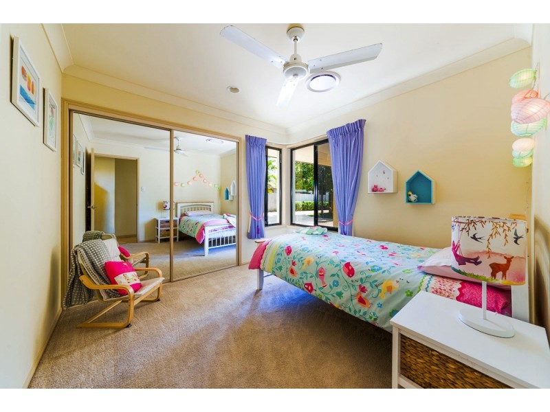 3 Veerings Cres, Twin Waters QLD 4564