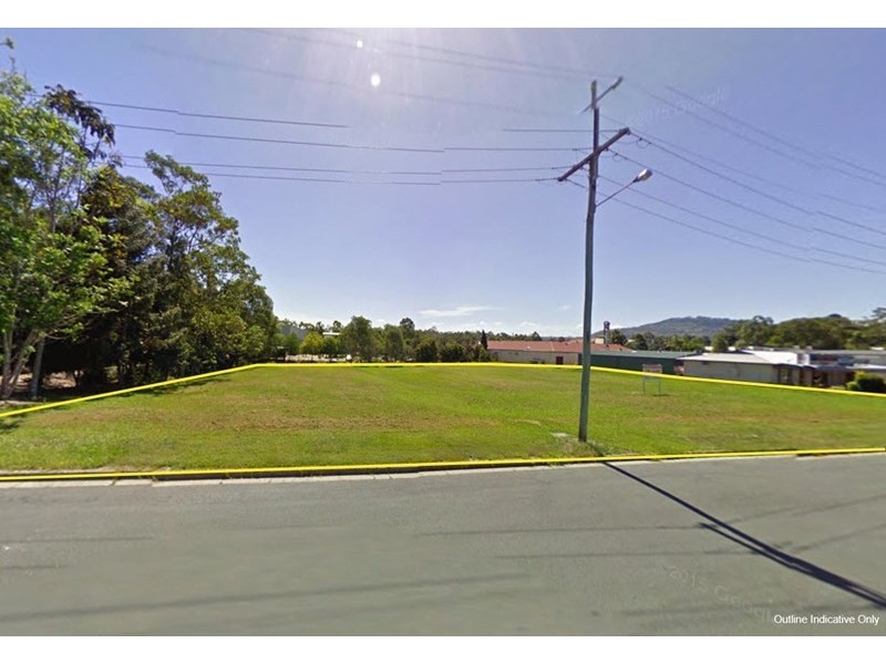 8 Turner St, Beerwah QLD 4519