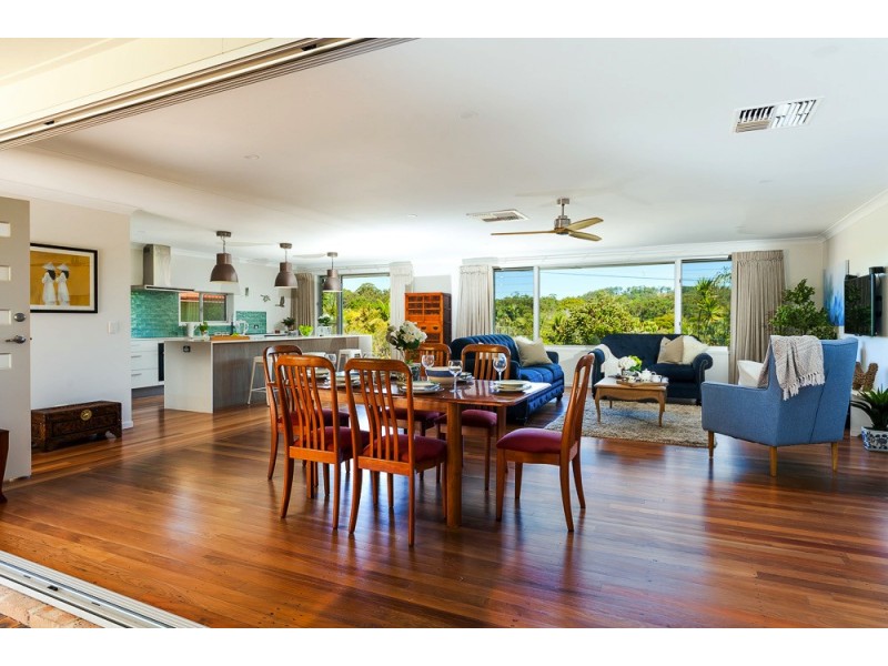 16 Dunning St, Palmwoods QLD 4555