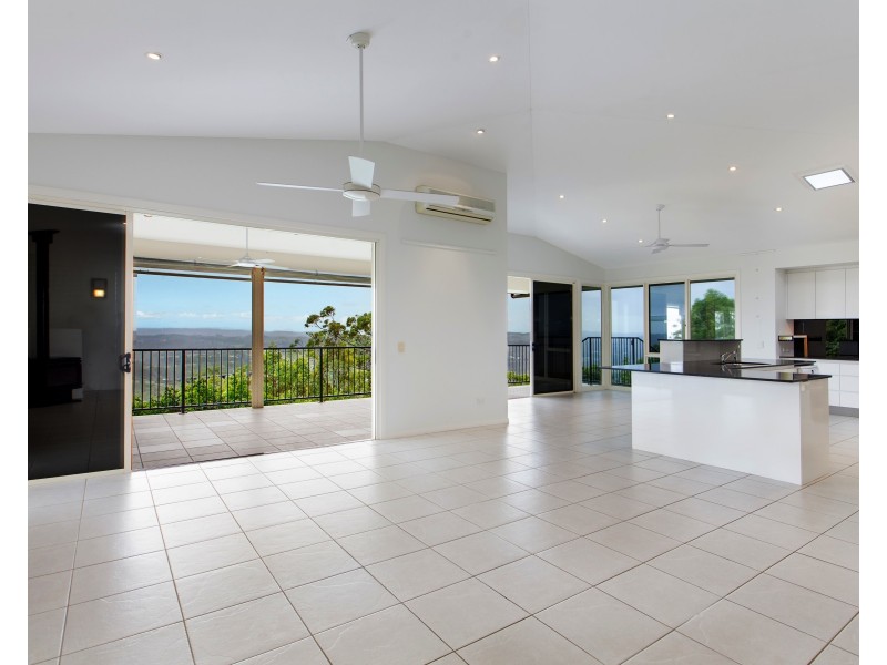 50 Ratcliffes Road, Palmwoods QLD 4555