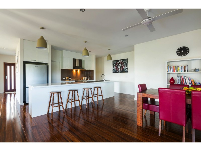 8 Ridgeview Pl, Woombye QLD 4559