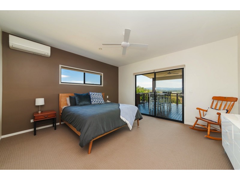 8 Ridgeview Pl, Woombye QLD 4559
