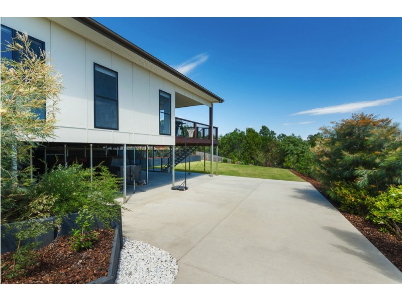 8 Ridgeview Pl, Woombye QLD 4559