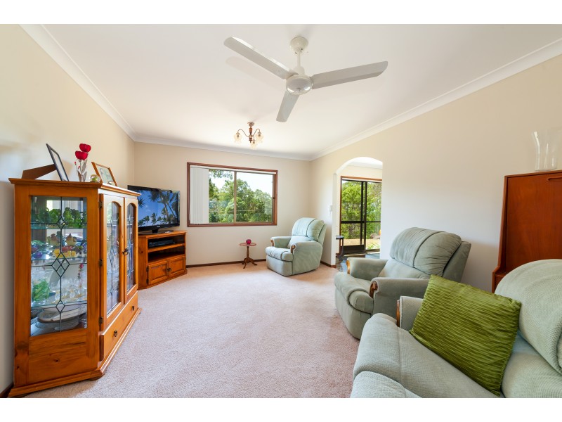 486 Hunchy Rd, Hunchy QLD 4555