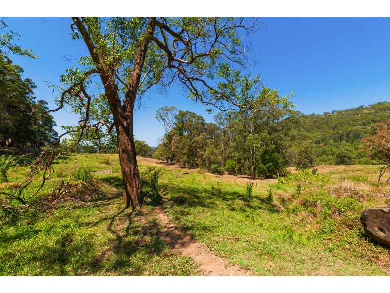 486 Hunchy Rd, Hunchy QLD 4555