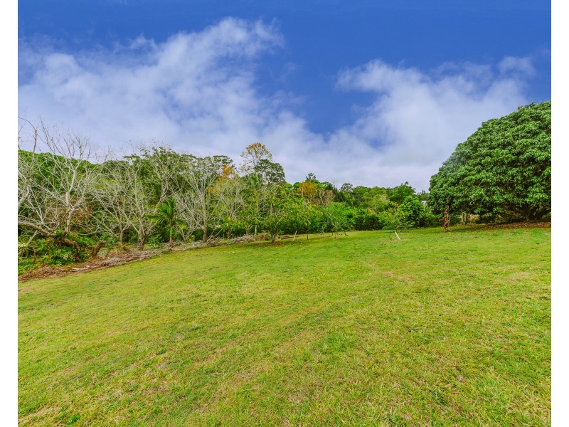 118 Old Palmwoods Rd, West Woombye QLD 4559