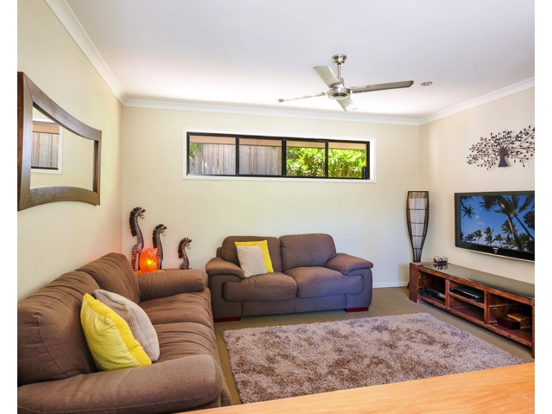 2 Terrace Lea Ct, Palmwoods QLD 4555