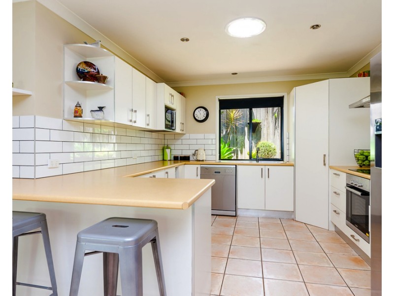 2 Terrace Lea Ct, Palmwoods QLD 4555