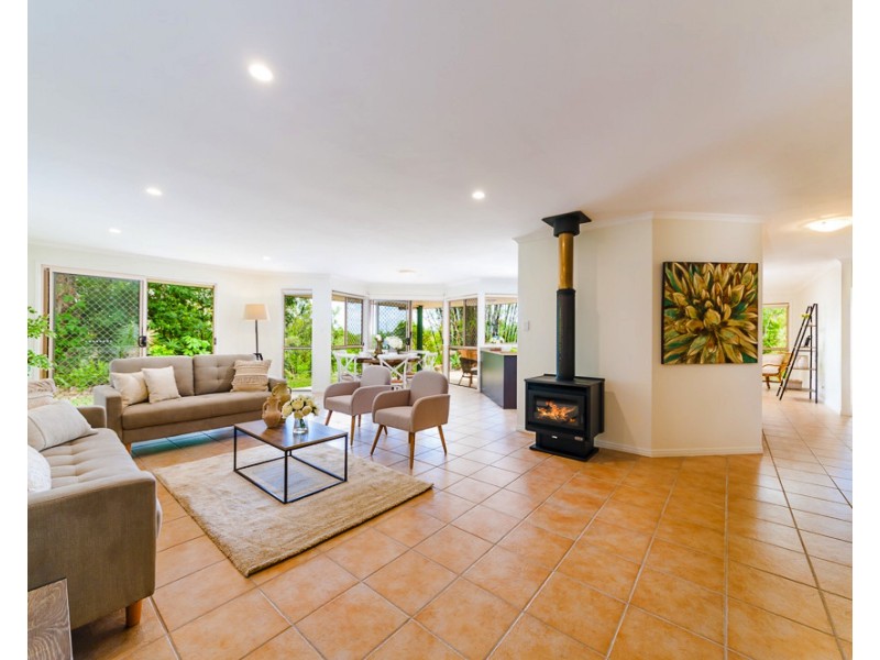 7 Jade St, Coes Creek QLD 4560