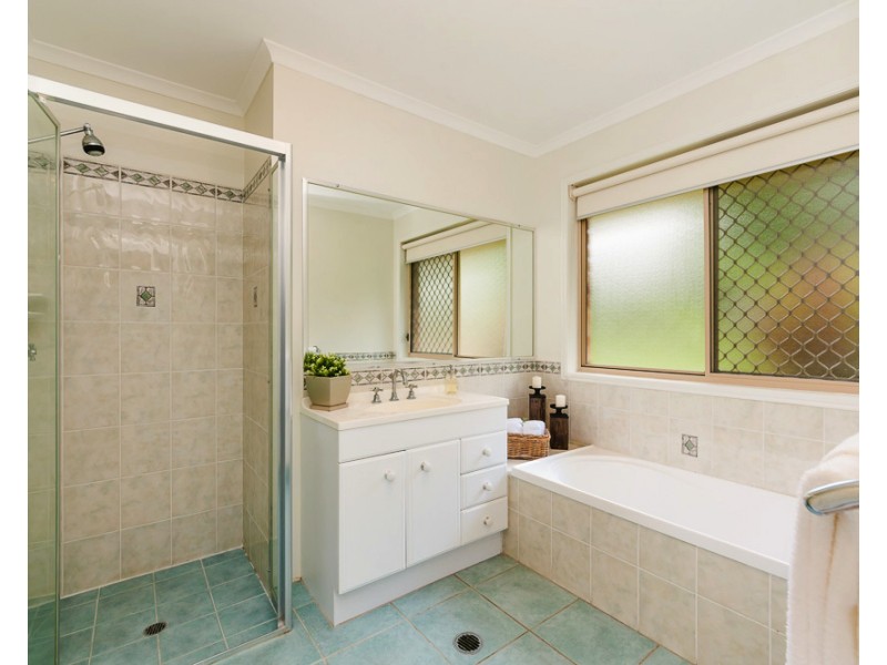 7 Jade St, Coes Creek QLD 4560