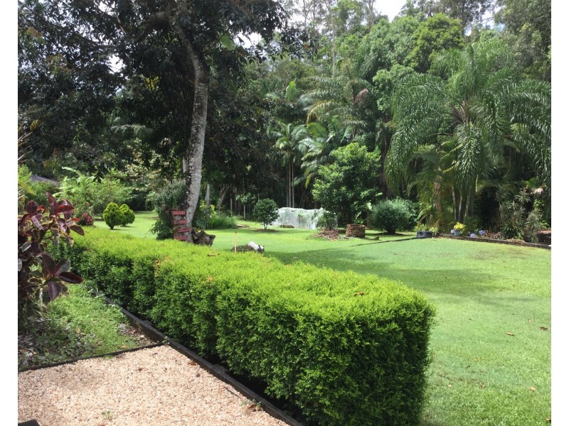 35-37 Cardinal Ct, Palmwoods QLD 4555