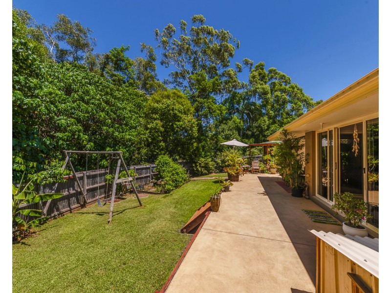 11 McClintock Pl, Woombye QLD 4559