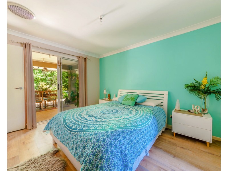 11 McClintock Pl, Woombye QLD 4559