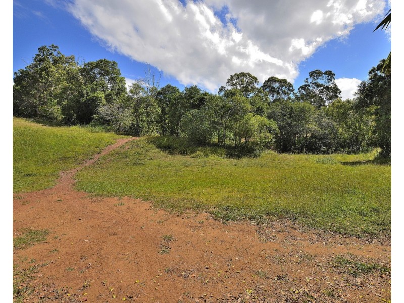 63 Macdonald Rd, Palmwoods QLD 4555