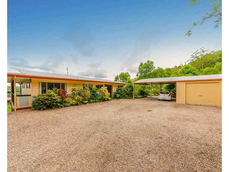 283 Hunchy Rd, Hunchy QLD 4555