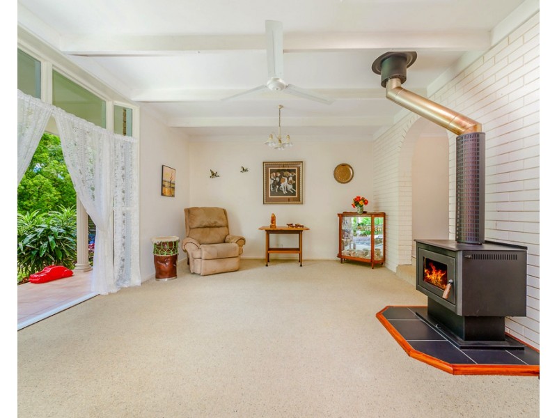 29 Menary Rd, Coes Creek QLD 4560