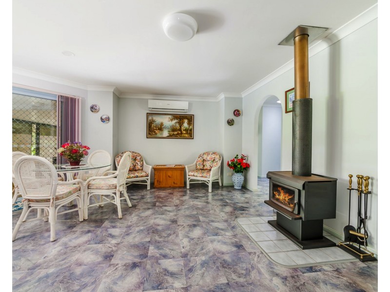 119 Hunchy Rd, Hunchy QLD 4555