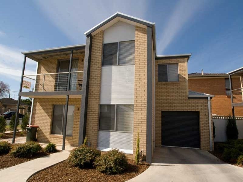 16 Skene Street, Kennington VIC 3550