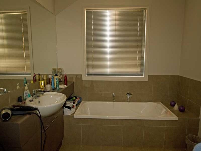 16 Skene Street, Kennington VIC 3550