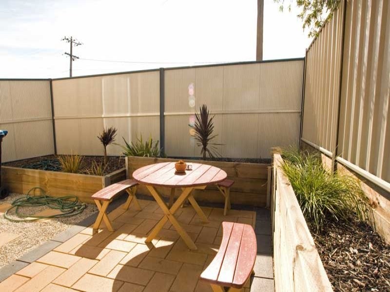 16 Skene Street, Kennington VIC 3550