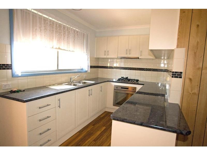 26 Truscott Avenue, California Gully VIC 3556