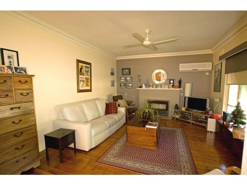 33 Mahon Avenue, Kennington VIC 3550